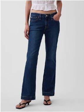 Gap Women’s Boot Cut Button Fly jeans Trim Fit  - 1 R Junior’s NEW